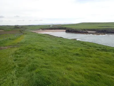Photo of Cable Bay (Porth Trecastell)