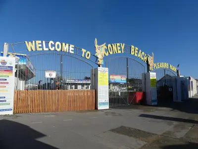 Photo of Coney Beach (Porthcawl)