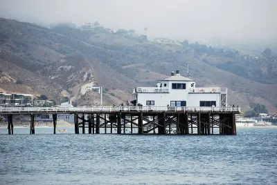 Photo of Malibu Surfrider