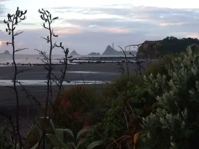 Photo of Oakura Beach