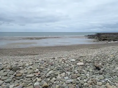 Photo of Pink Bay (Porthcawl)