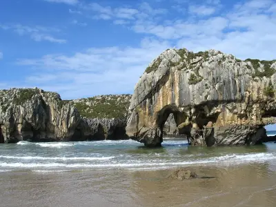 Photo of Playa de Cuevas del Mar