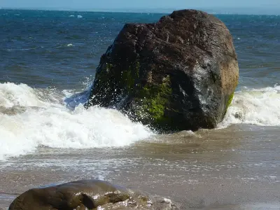 Photo of Splash Rock