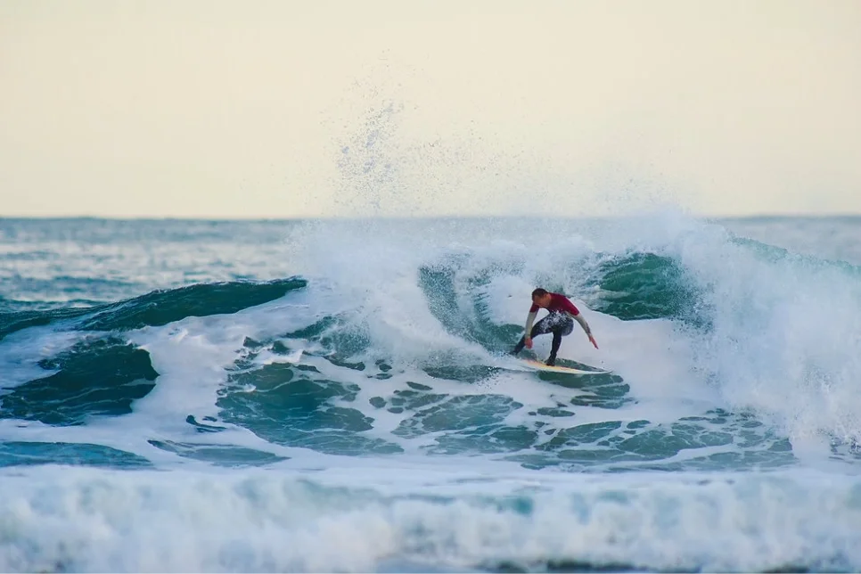 Acero Surf Eskola