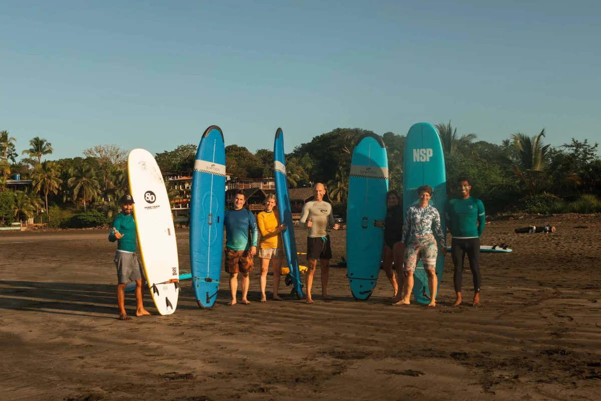 Waluaa Surf & Yoga