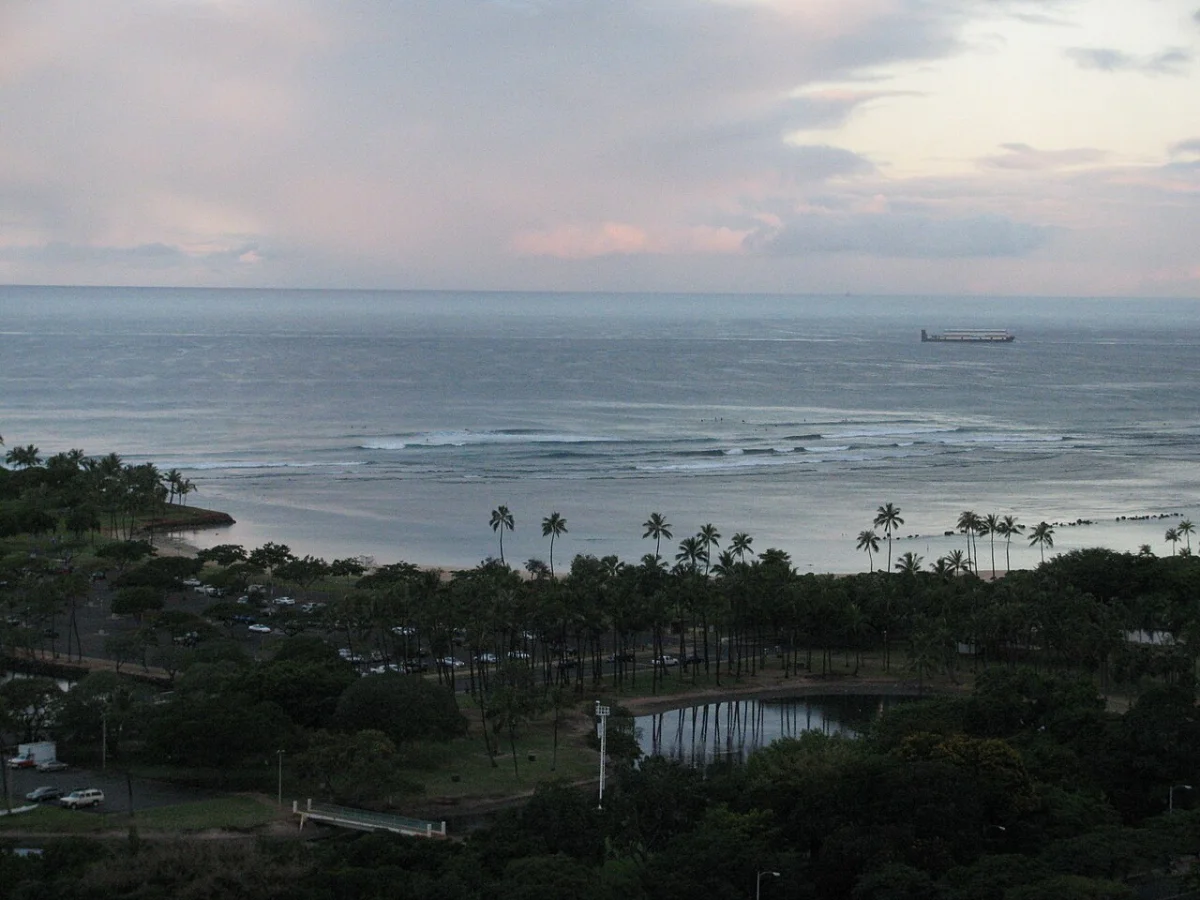 Ala Moana Bowls