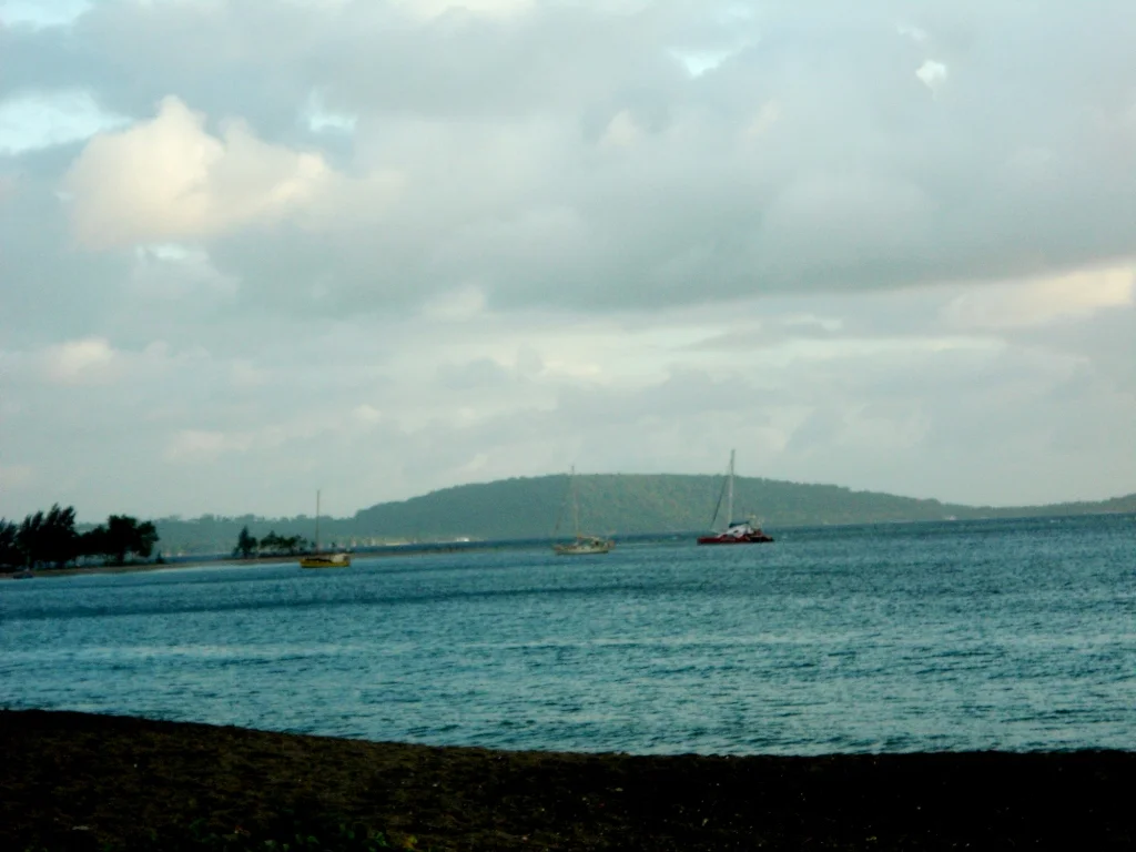 Mele Bay